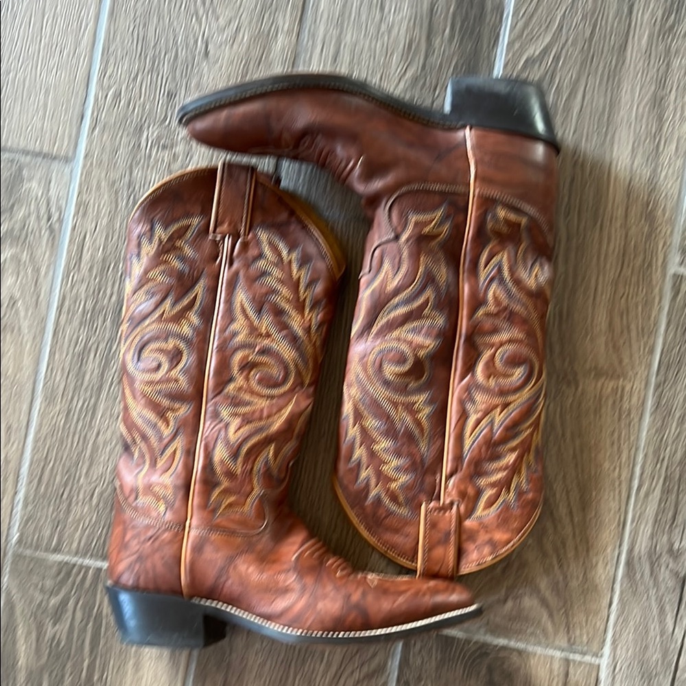 Justin Western Brown Leather Boots with Embroidery